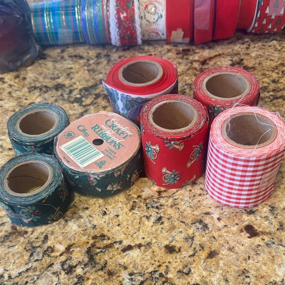 Festive Ribbon Collection - Picture 8 of 12